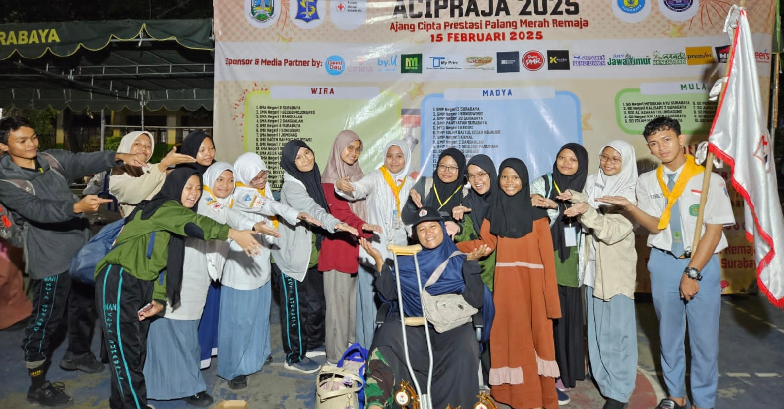 image-10 TIM PMR MAN KOTA SURABAYA RAIH PRESTASI DI AJANG CIPTA PRESTASI PMR SE-JATIM 2025